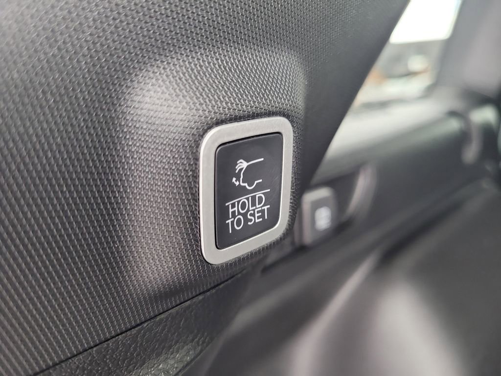New 2026 Jeep Grand Cherokee Laredo X AWD/4WD image 12