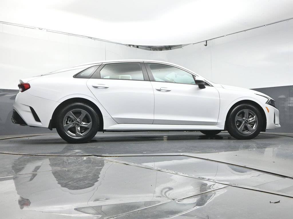 Used 2023 Kia K5 LXS FWD image 40