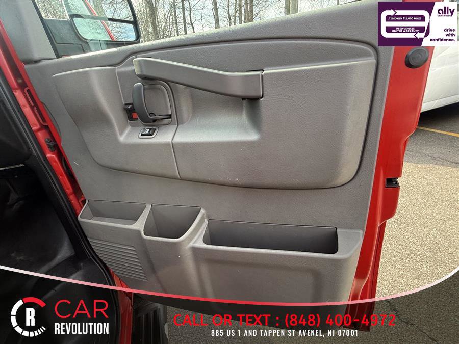 Used 2020 Chevrolet Express 3500 LS image 27