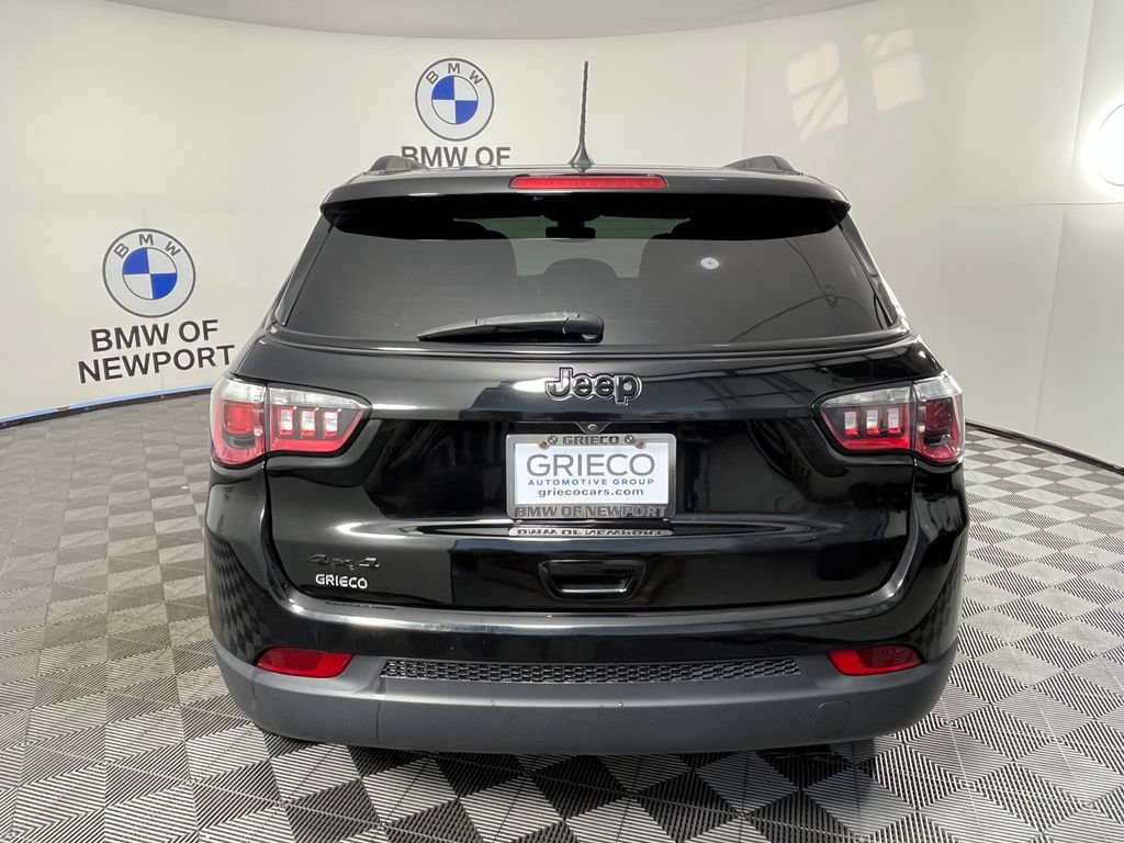 Used 2019 Jeep Compass Latitude AWD/4WD image 12