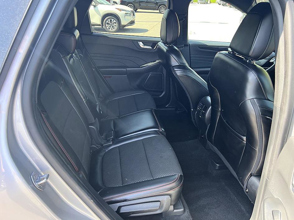 Used 2024 Ford Escape ST-Line image 16