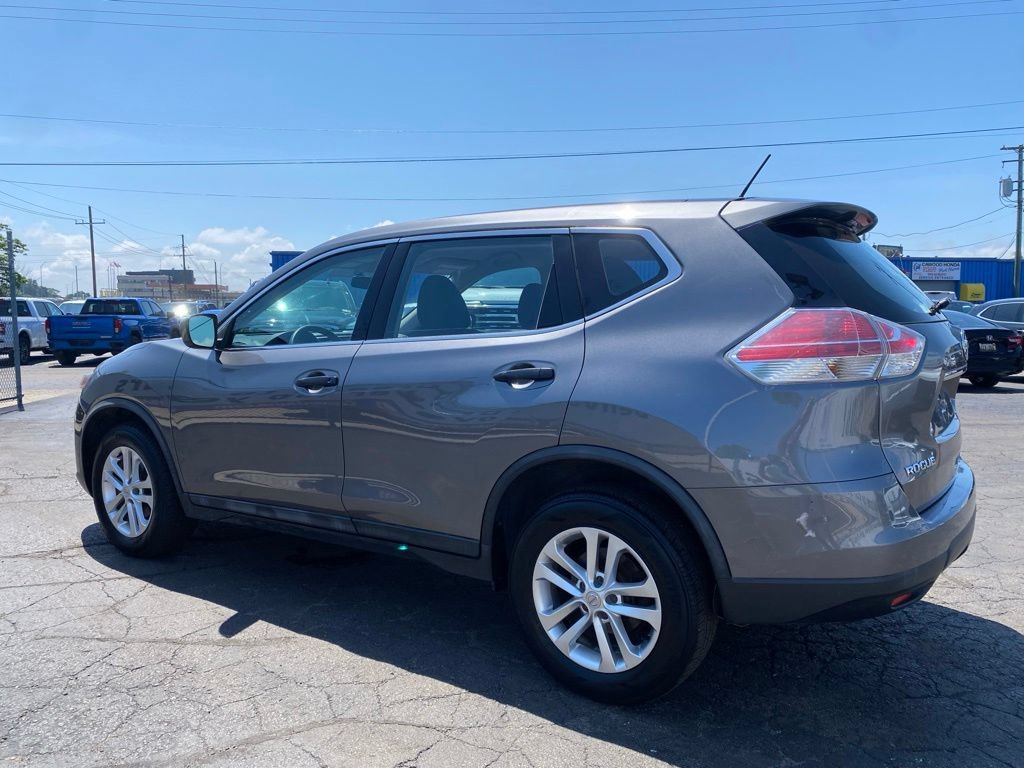 Used 2016 Nissan Rogue S AWD/4WD image 6