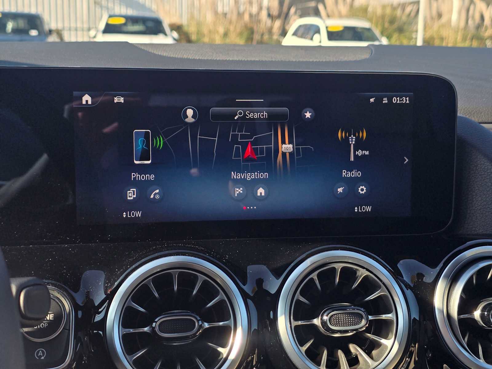 Used 2025 Mercedes-Benz GLA 250 4MATIC image 30