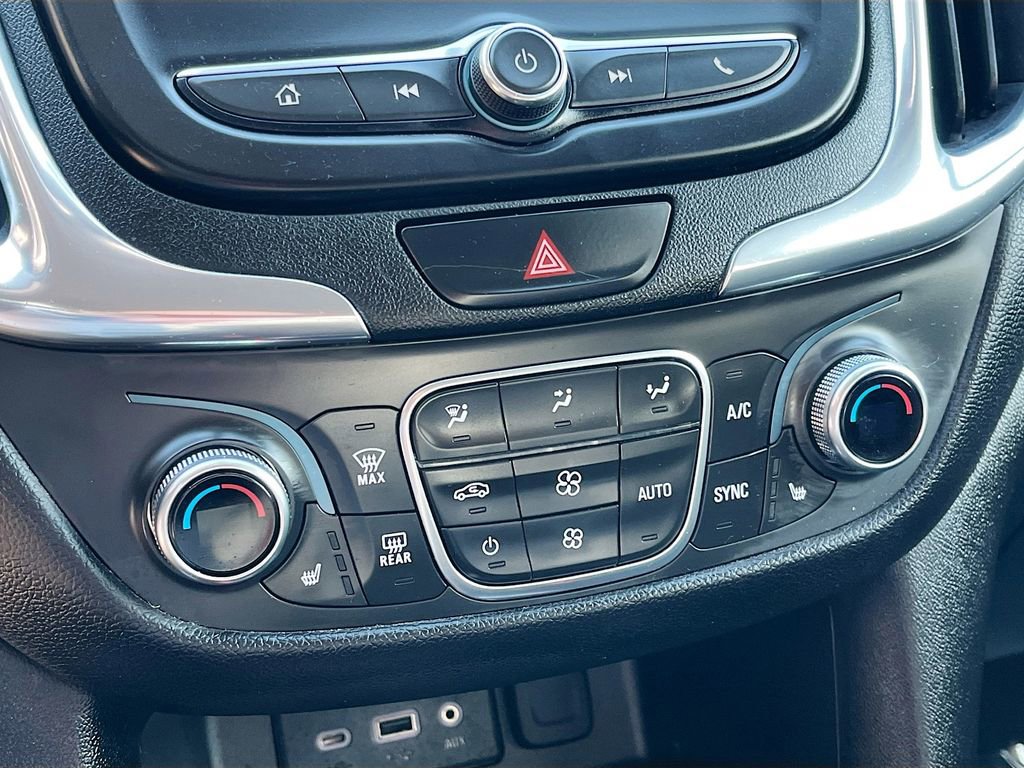 Used 2019 Chevrolet Equinox LT image 16