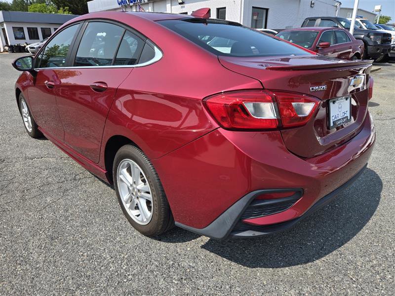 Used 2018 Chevrolet Cruze LT w/ Convenience Package image 5