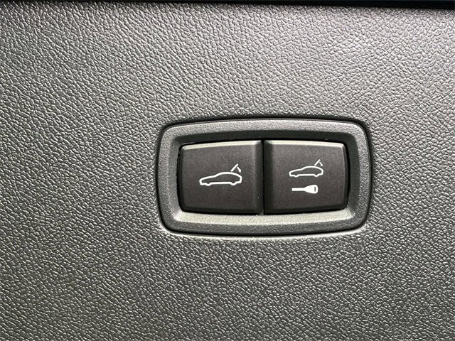 New 2026 Porsche Cayenne S image 21