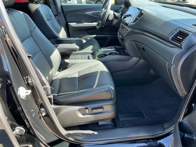 Certified 2023 Honda Passport TrailSport image 17