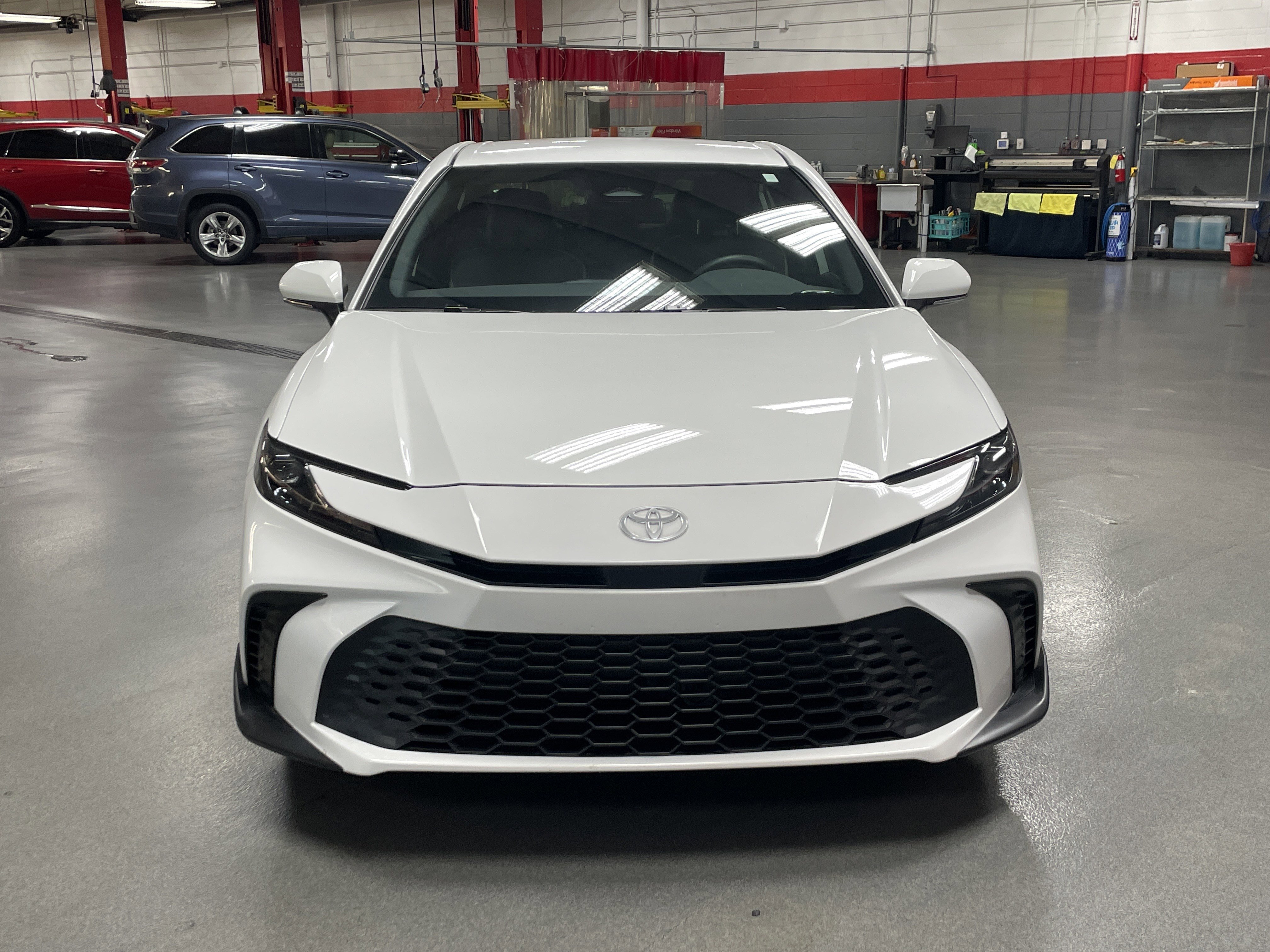 Certified 2025 Toyota Camry SE video 3