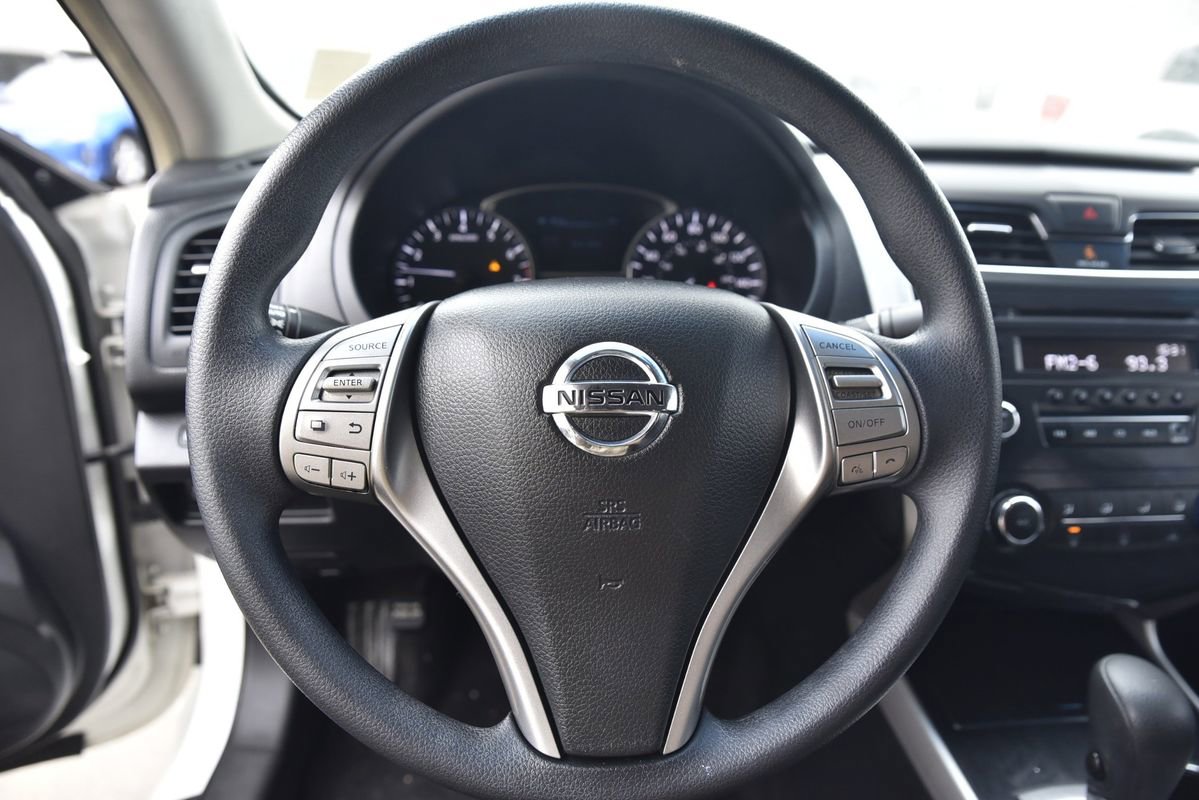 Used 2013 Nissan Altima 2.5 S image 16