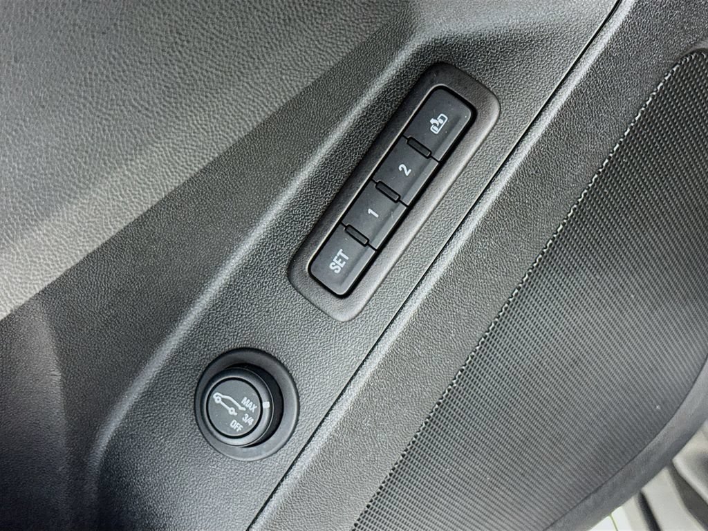 Used 2019 Chevrolet Equinox Premier AWD/4WD image 11