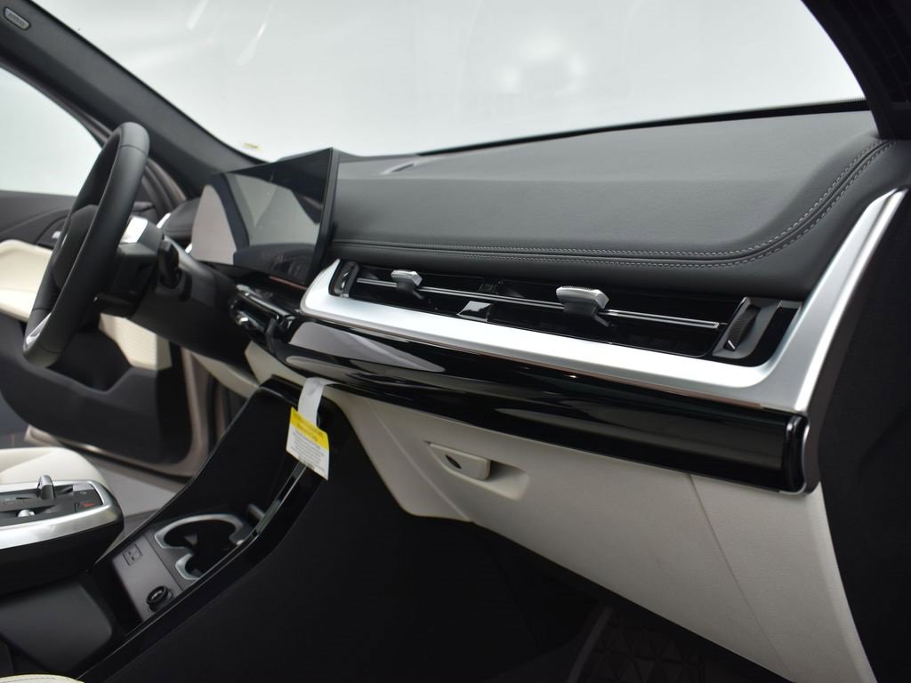New 2026 BMW X1 xDrive28i w/ Technology Package image 25