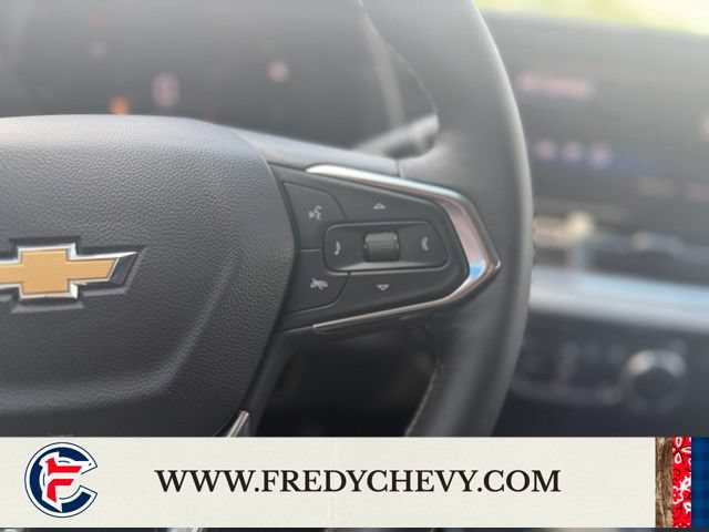 Used 2025 Chevrolet Trax LT w/ Driver Confidence Package FWD image 16
