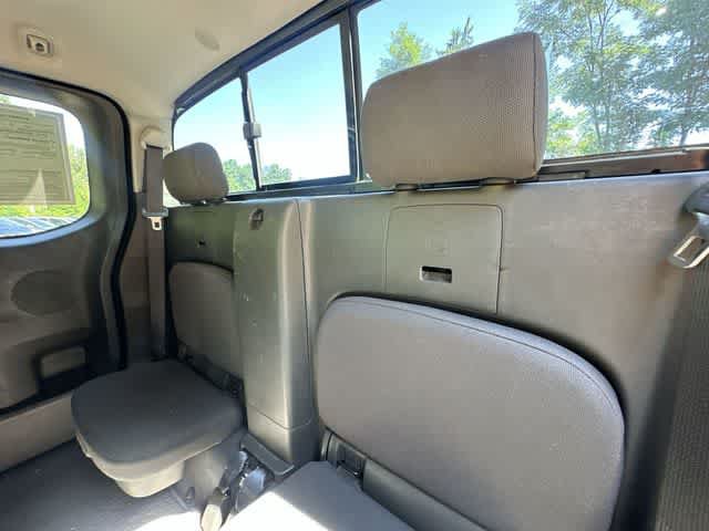 Used 2021 Nissan Frontier SV AWD/4WD image 15