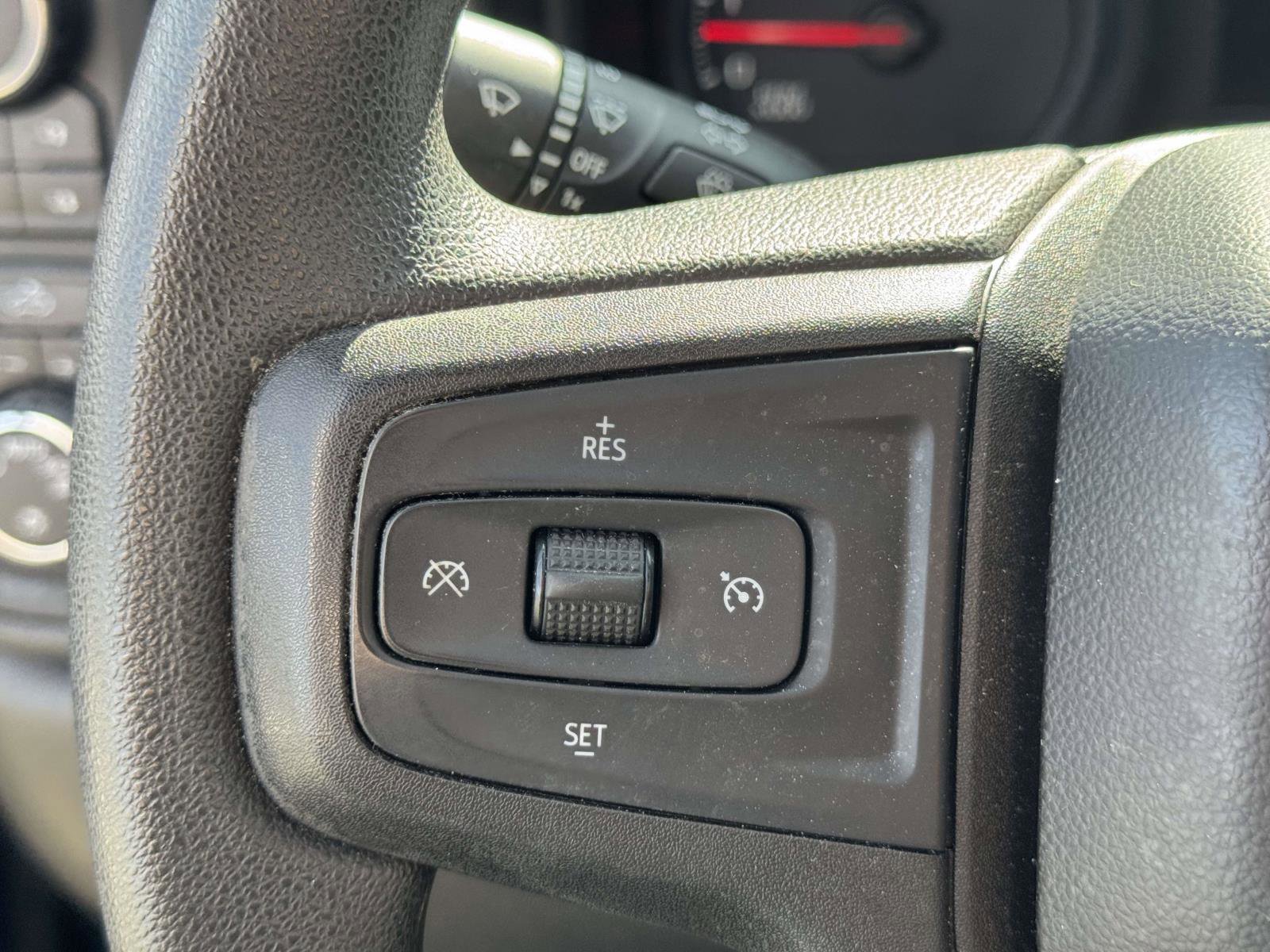 Used 2019 Chevrolet Silverado 1500 Custom Trail Boss AWD/4WD image 18
