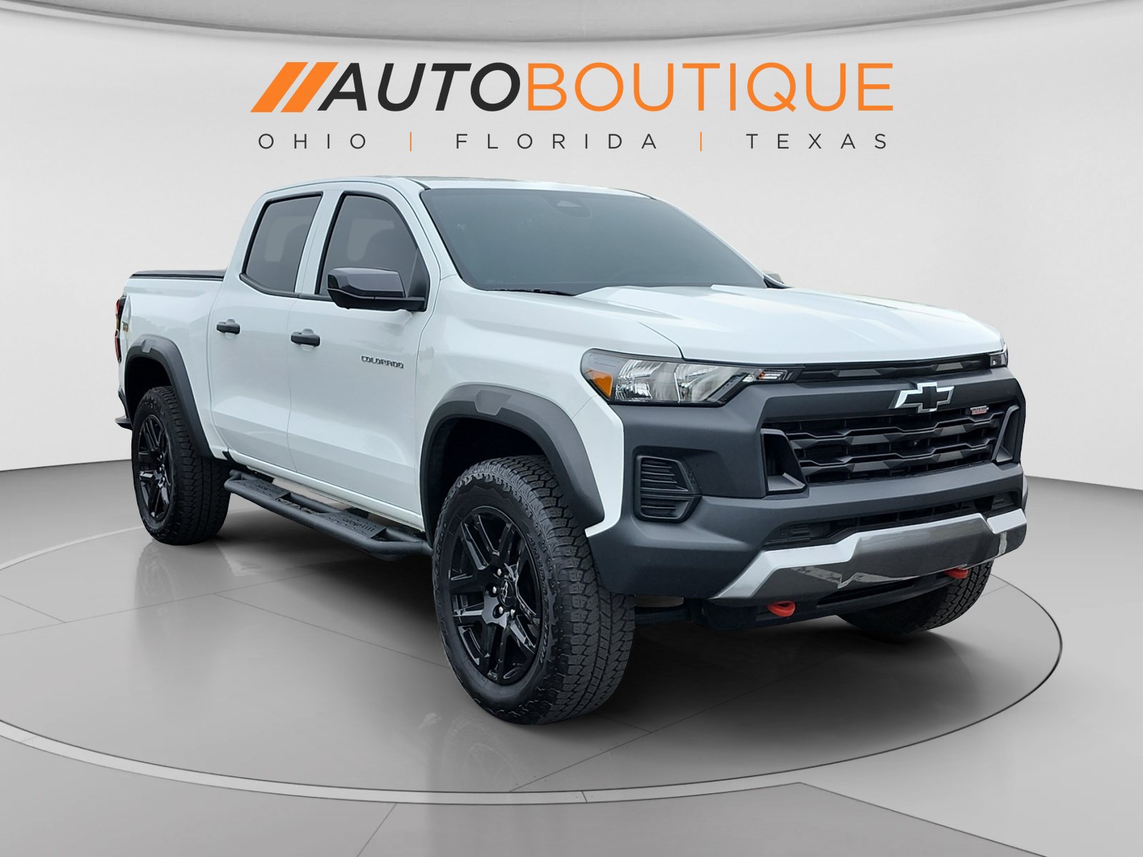 Used 2025 Chevrolet Colorado Trail Boss AWD/4WD image 7