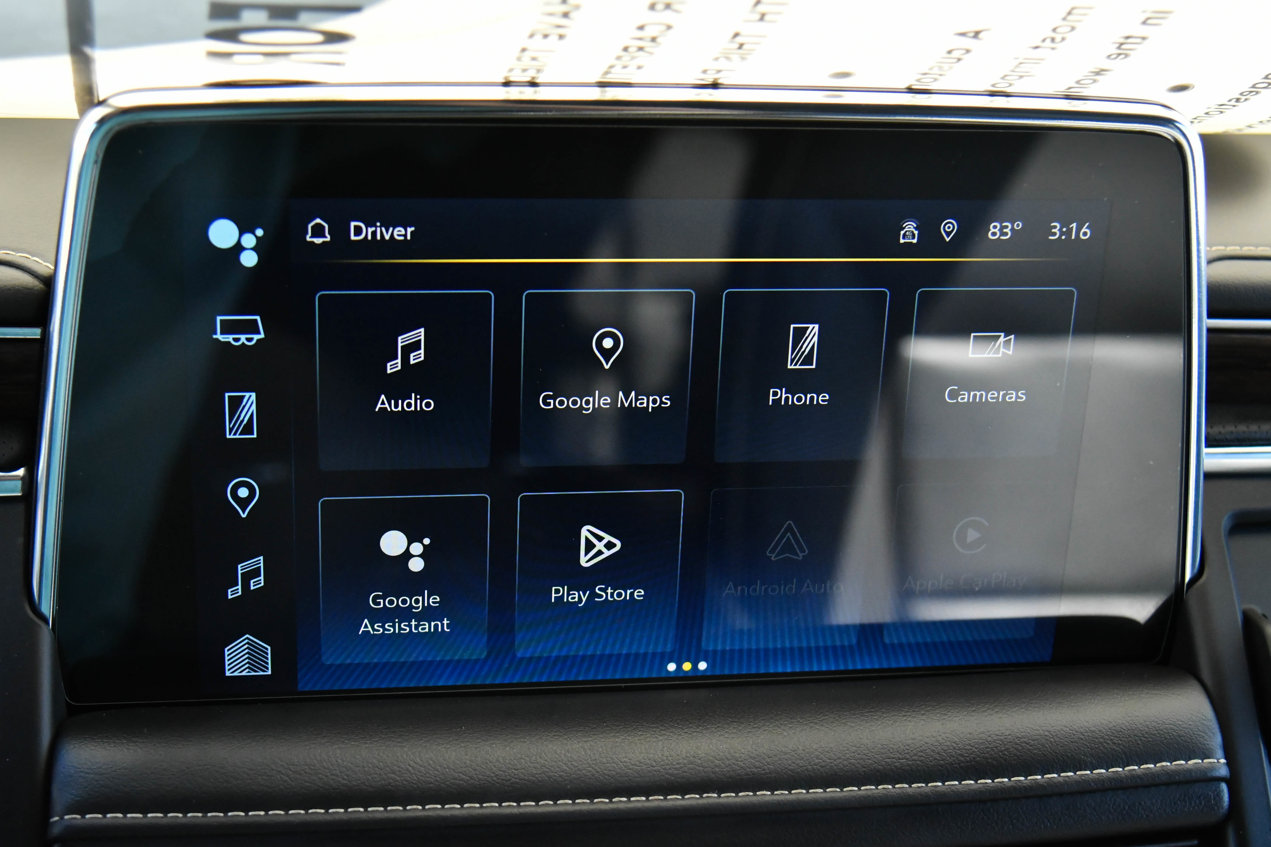 Used 2023 Chevrolet Tahoe Premier w/ Advanced Technology Package RWD image 29