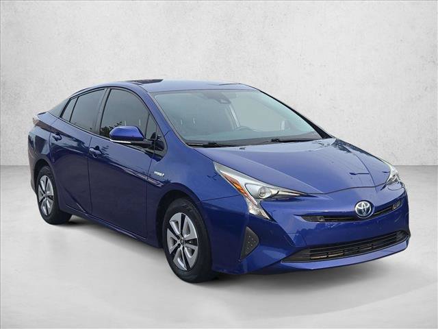 Used 2017 Toyota Prius Three FWD image 3