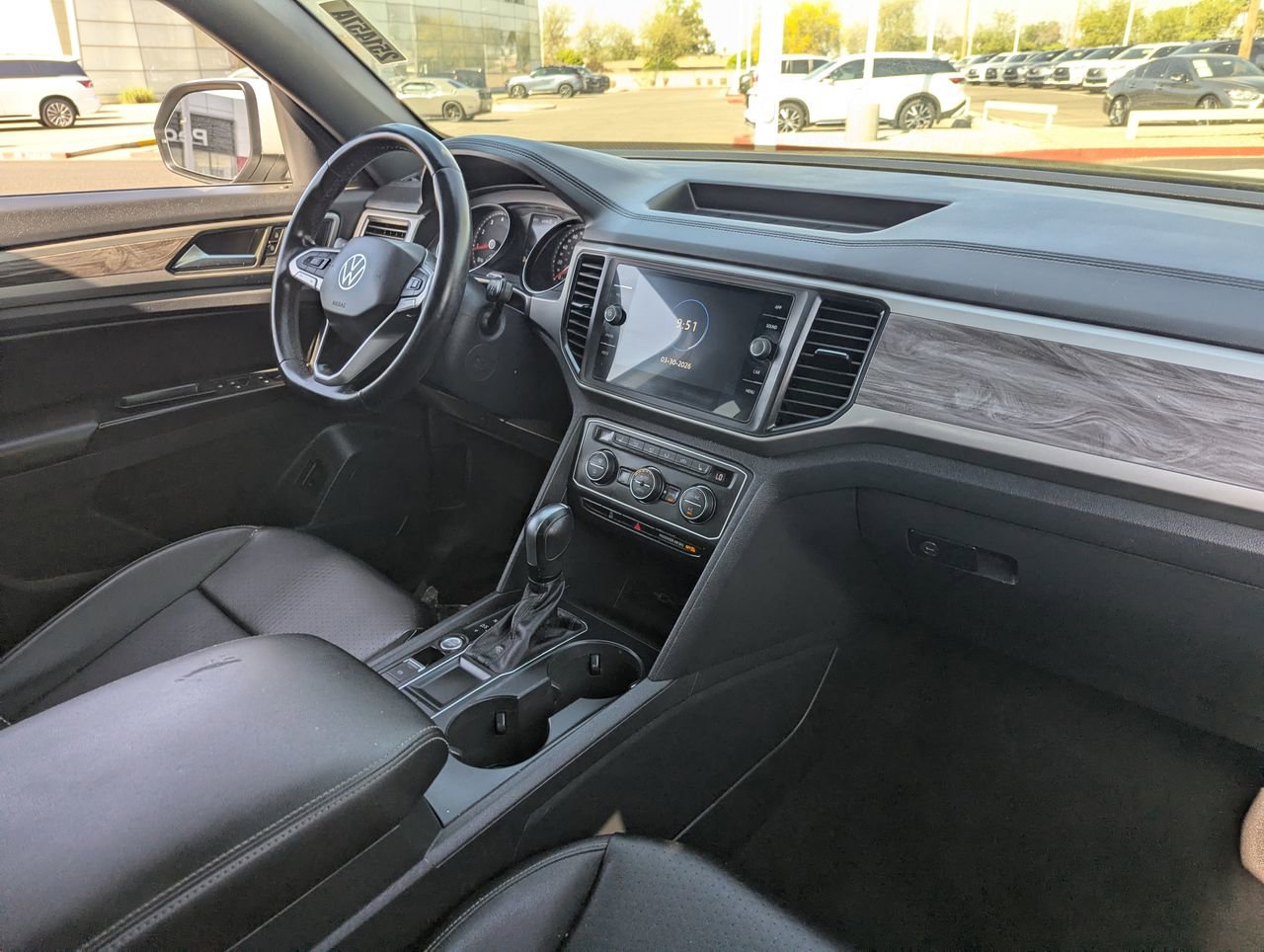 Used 2020 Volkswagen Atlas Cross Sport SE w/ Panoramic Sunroof Package image 13