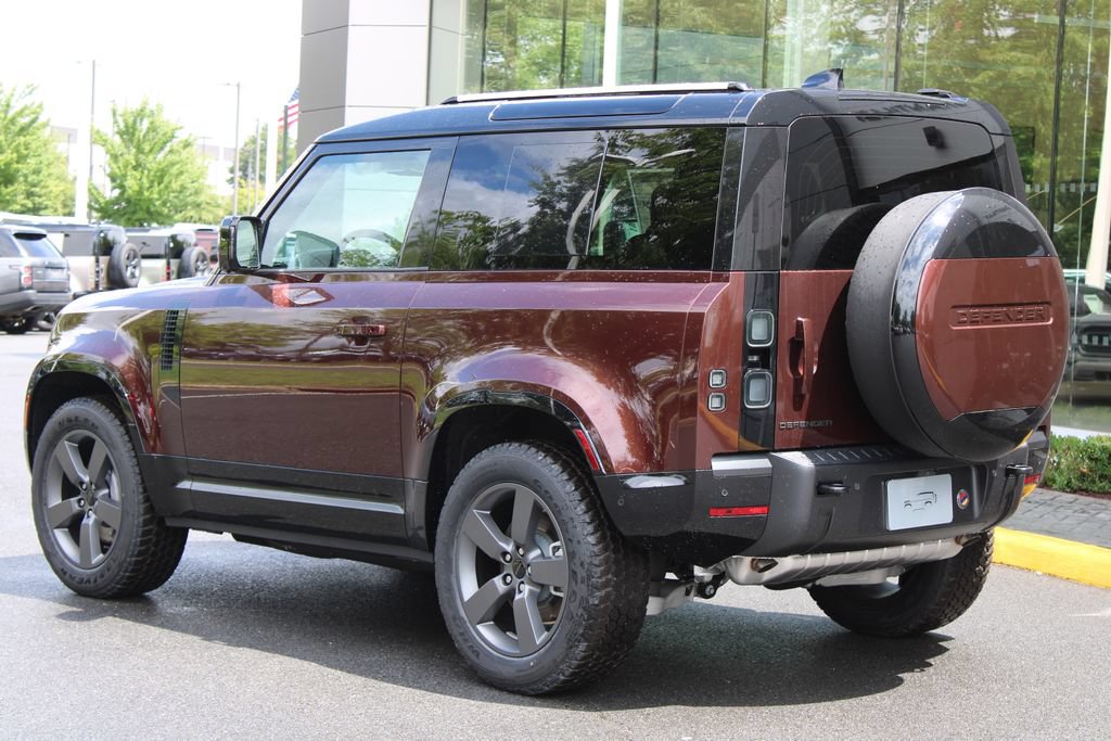 New 2026 Land Rover Defender 90 X-Dynamic SE AWD/4WD image 8