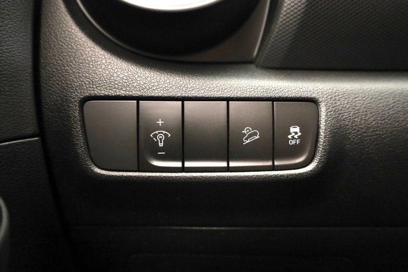 Used 2022 Hyundai Kona SEL w/ Convenience Package image 28