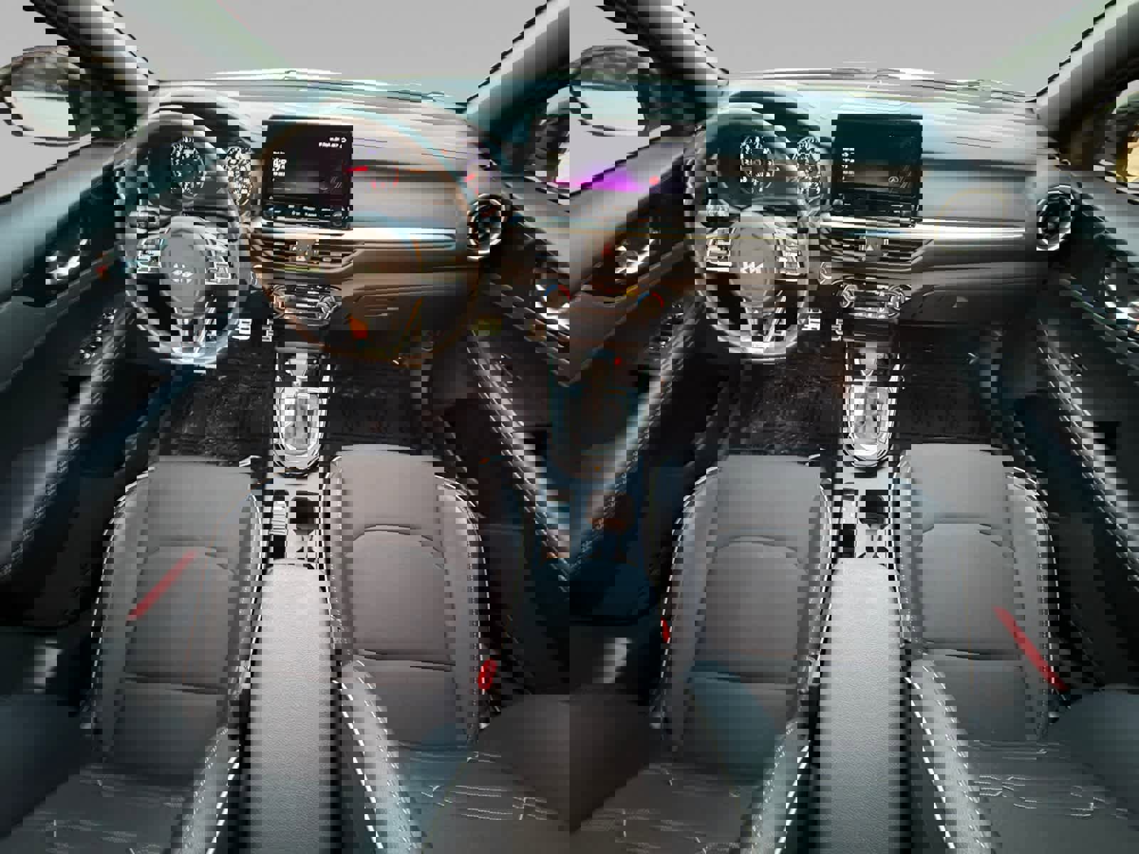 Used 2024 Kia Forte GT-Line image 10