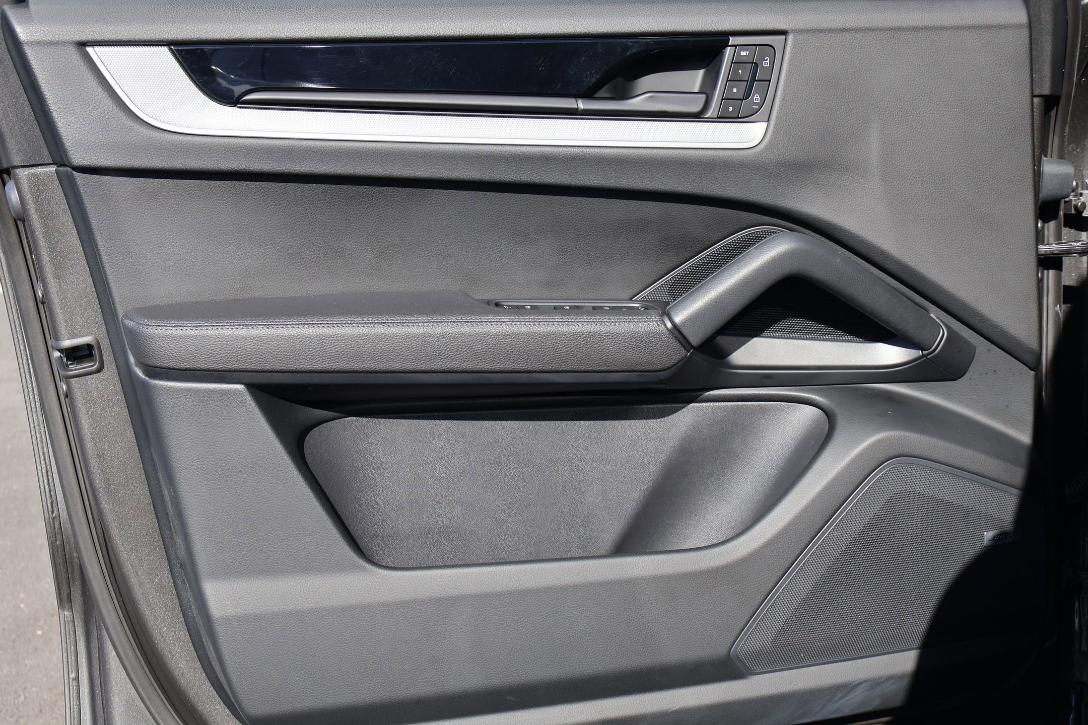 Certified 2024 Porsche Cayenne image 14