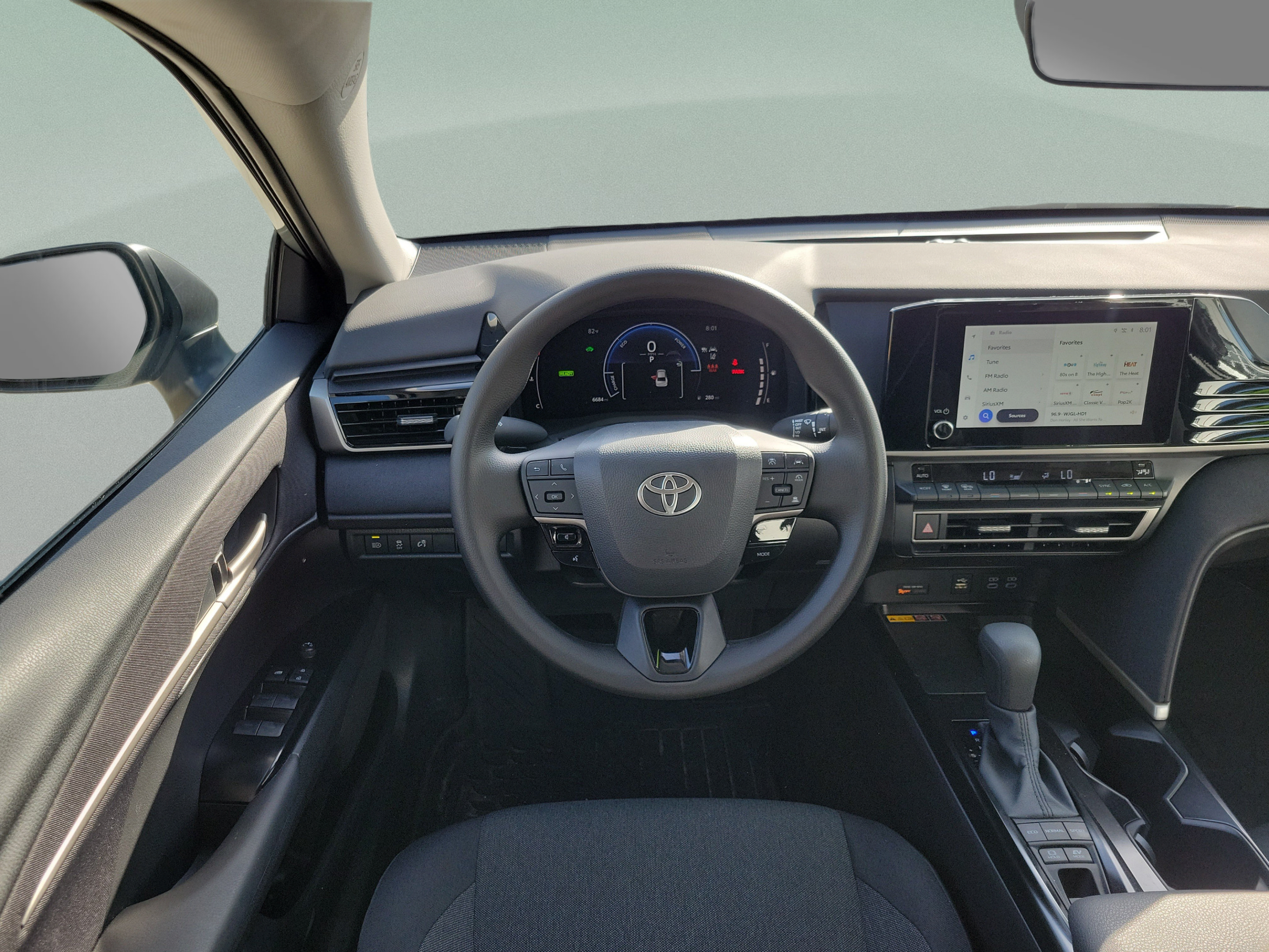 Used 2026 Toyota Camry LE w/ Convenience Package FWD image 22