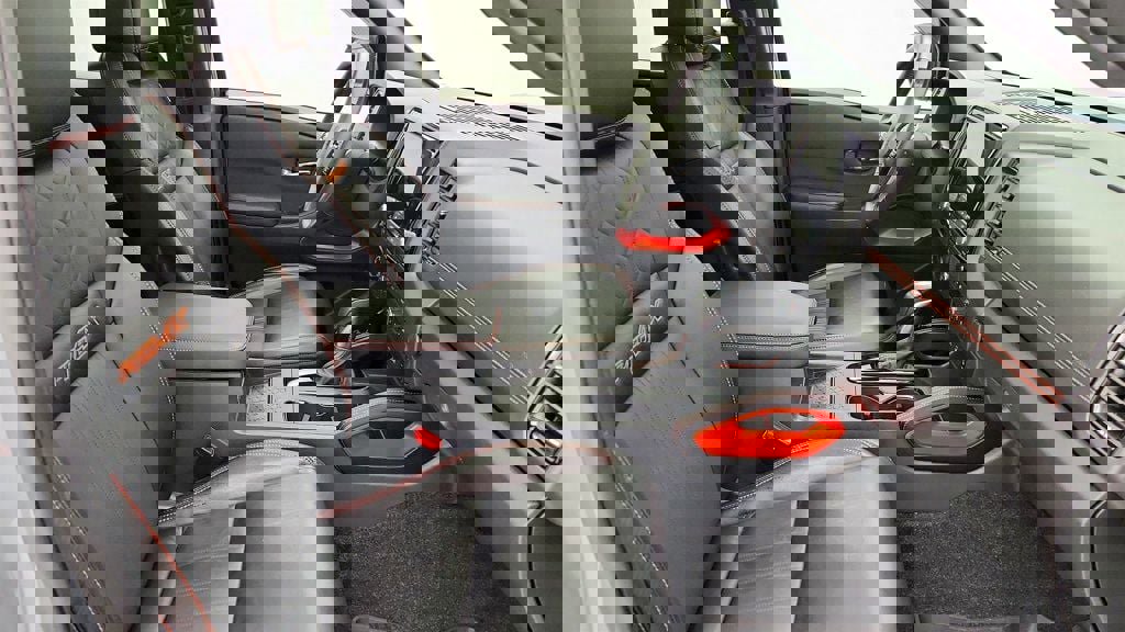 Used 2023 Nissan Frontier PRO-4X w/ Pro-4X Premium Package image 24