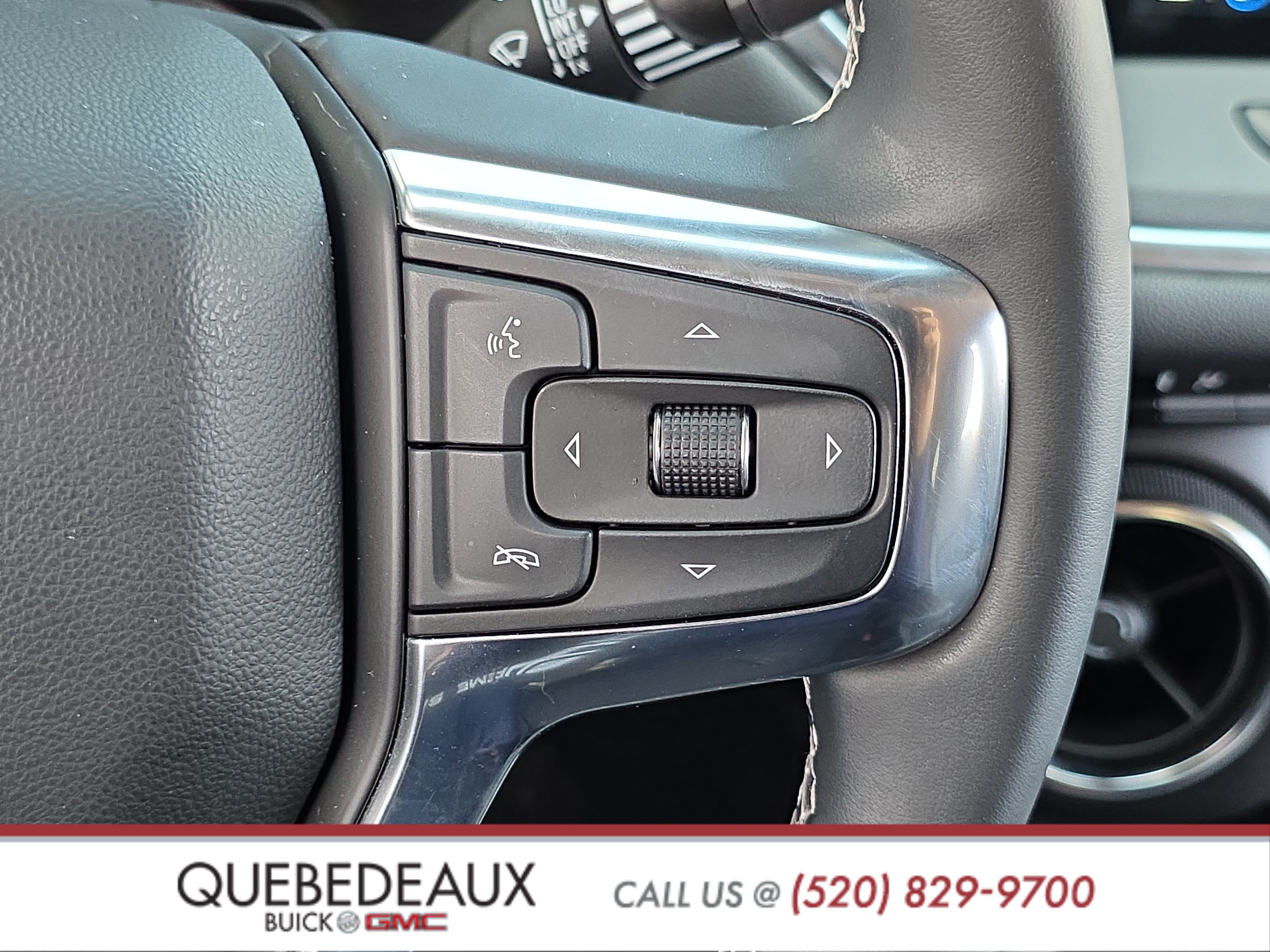 Used 2025 Chevrolet Blazer LT w/ Redline Edition FWD image 13