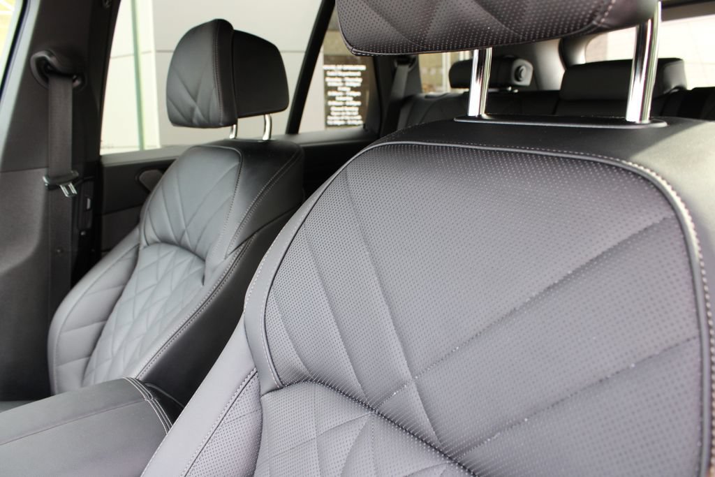Used 2026 BMW X5 xDrive40i w/ M Sport Package AWD/4WD image 7