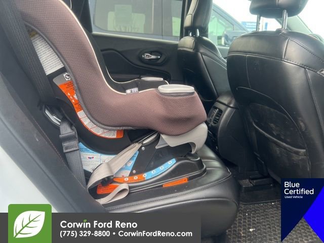 Used 2019 Jeep Cherokee Trailhawk image 14