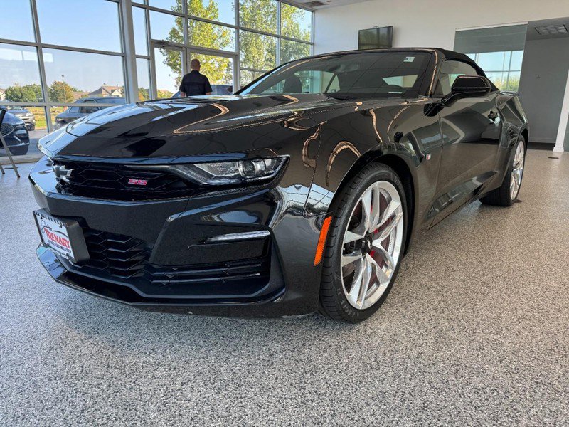 Used 2022 Chevrolet Camaro SS RWD image 8