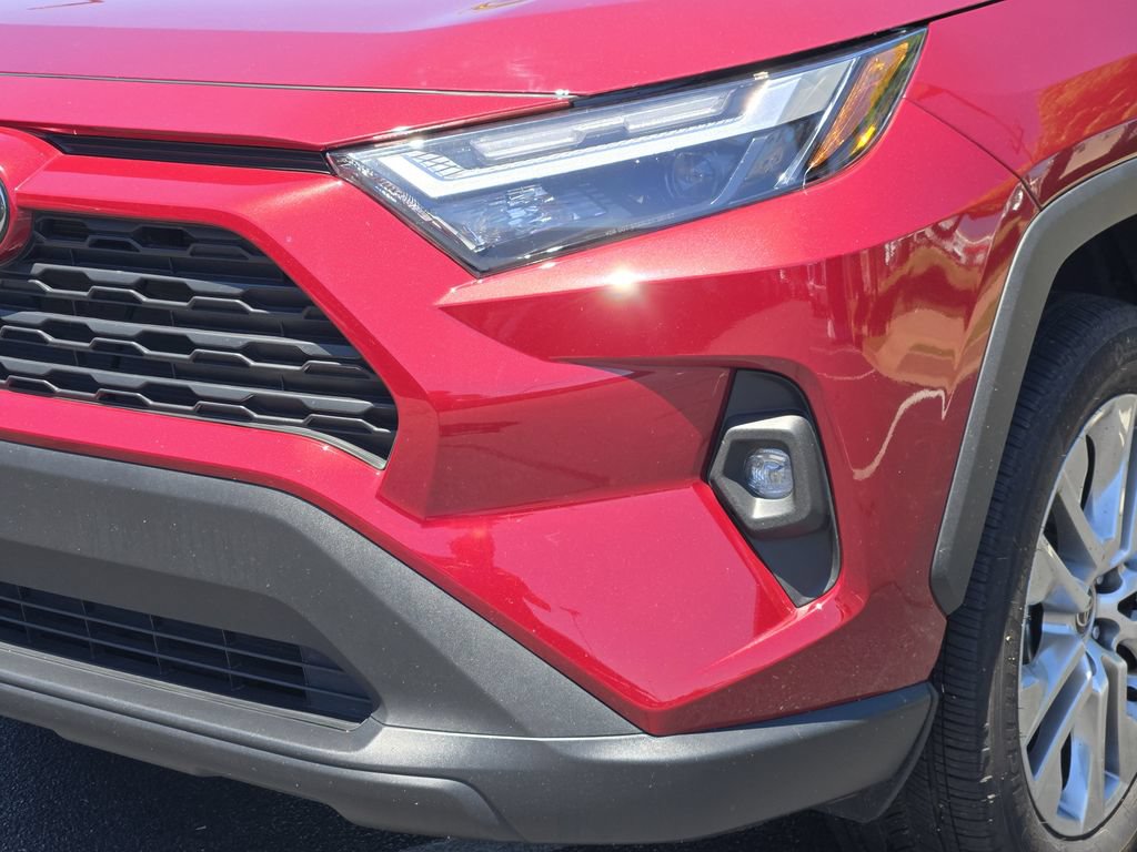 Used 2024 Toyota RAV4 XLE Premium FWD image 10