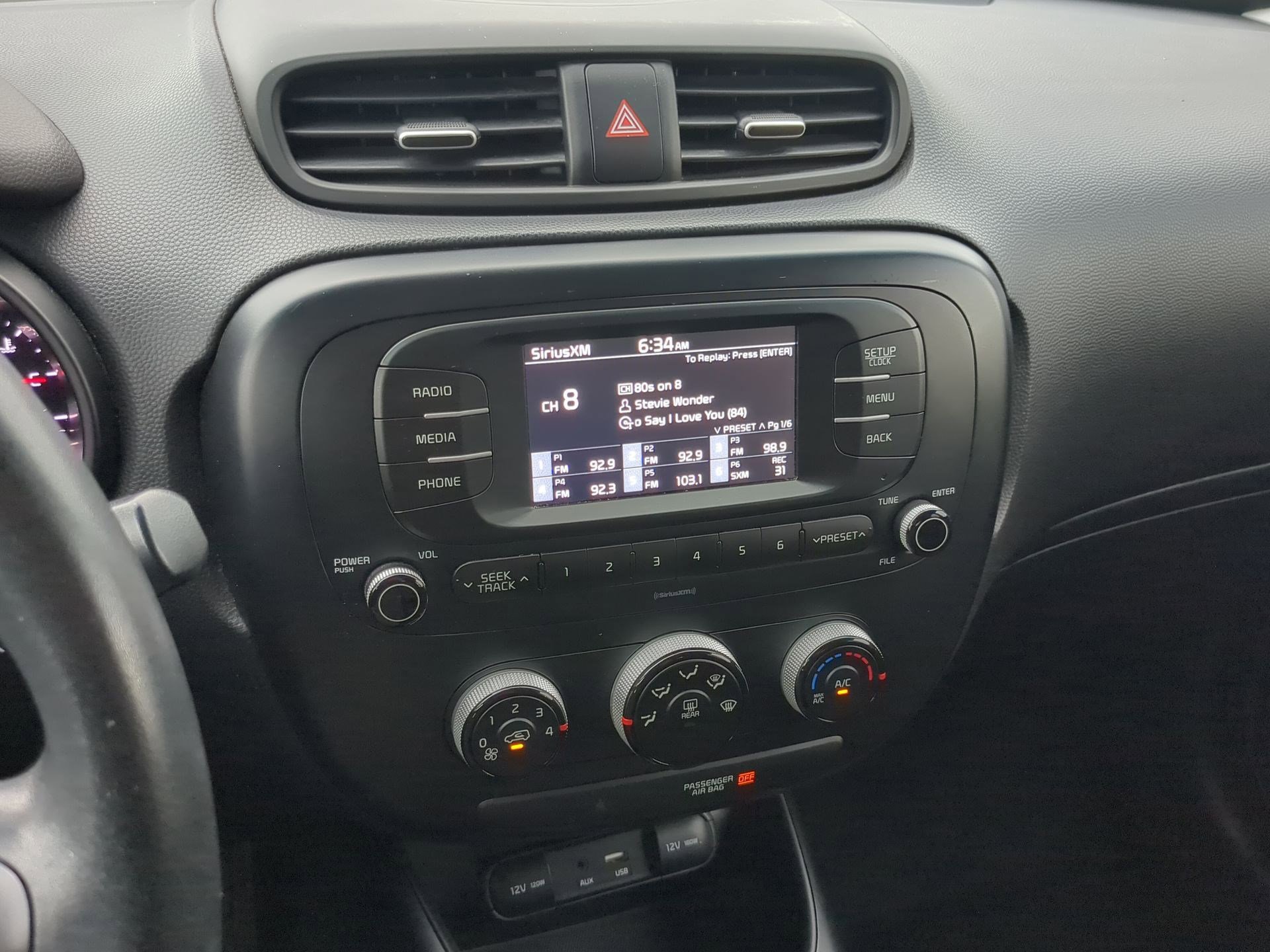 Used 2018 Kia Soul FWD image 17