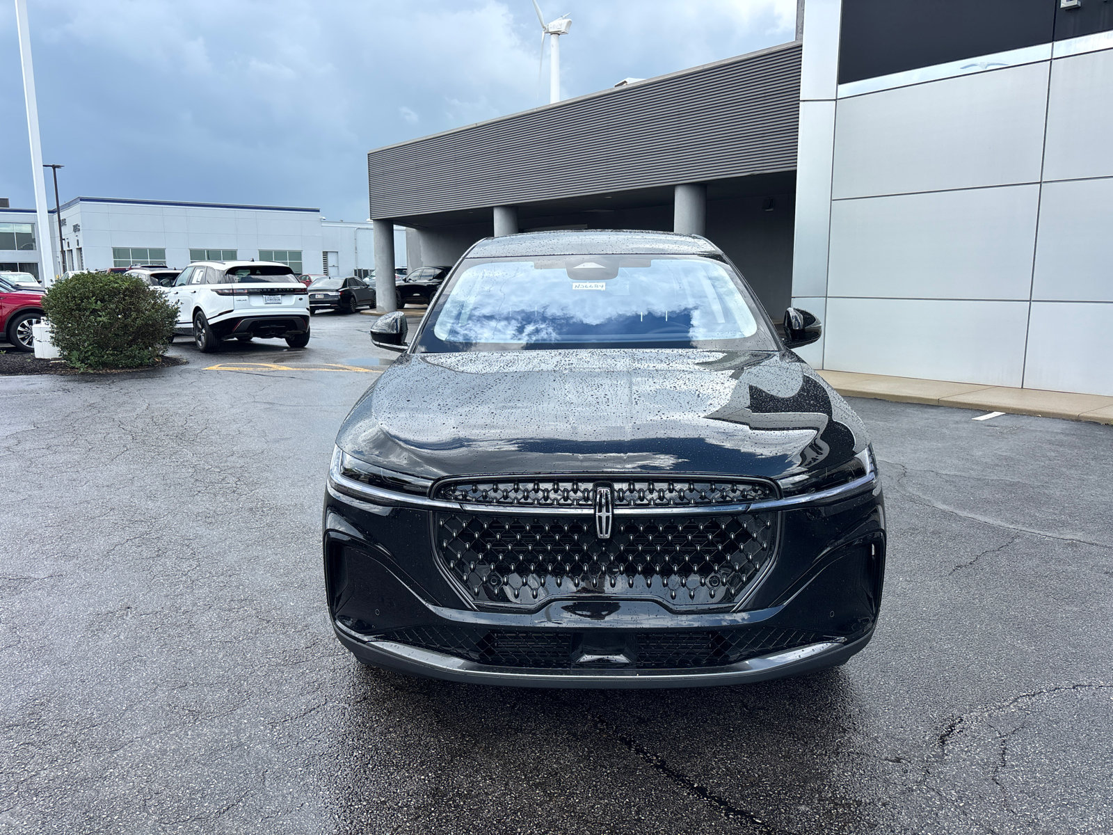 New 2026 Lincoln Nautilus Premier w/ Jet Appearance Package AWD/4WD image 2