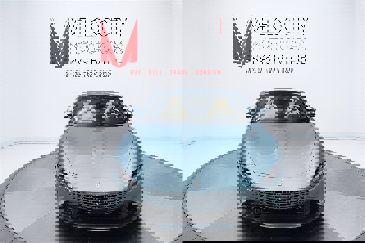 Used 2025 Ferrari Roma Spider image 11