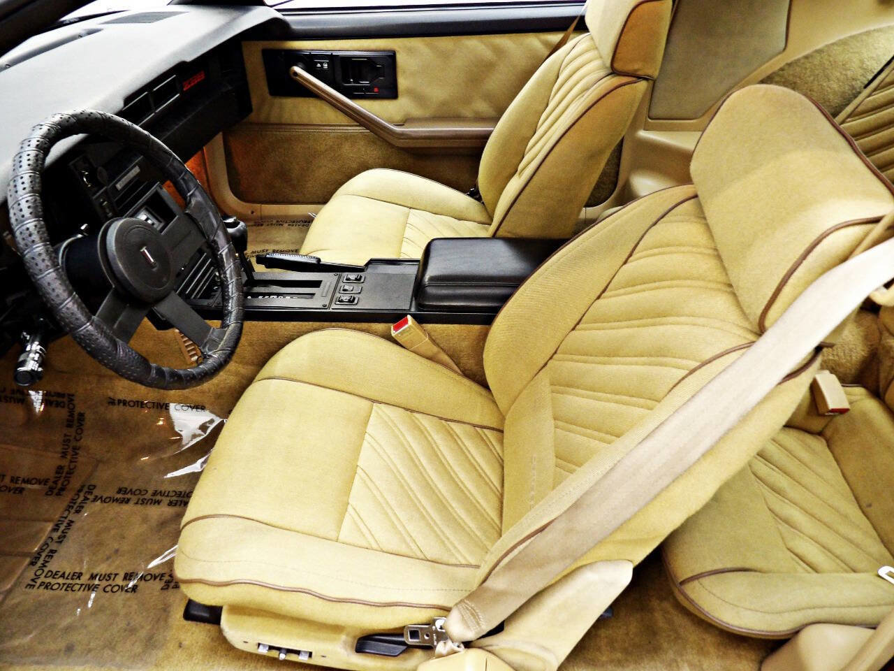Used 1987 Chevrolet Camaro Z28 RWD image 8