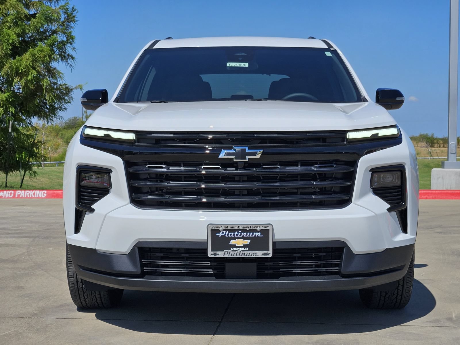 New 2027 Chevrolet Traverse LT w/ Midnight/Sport Edition FWD image 6