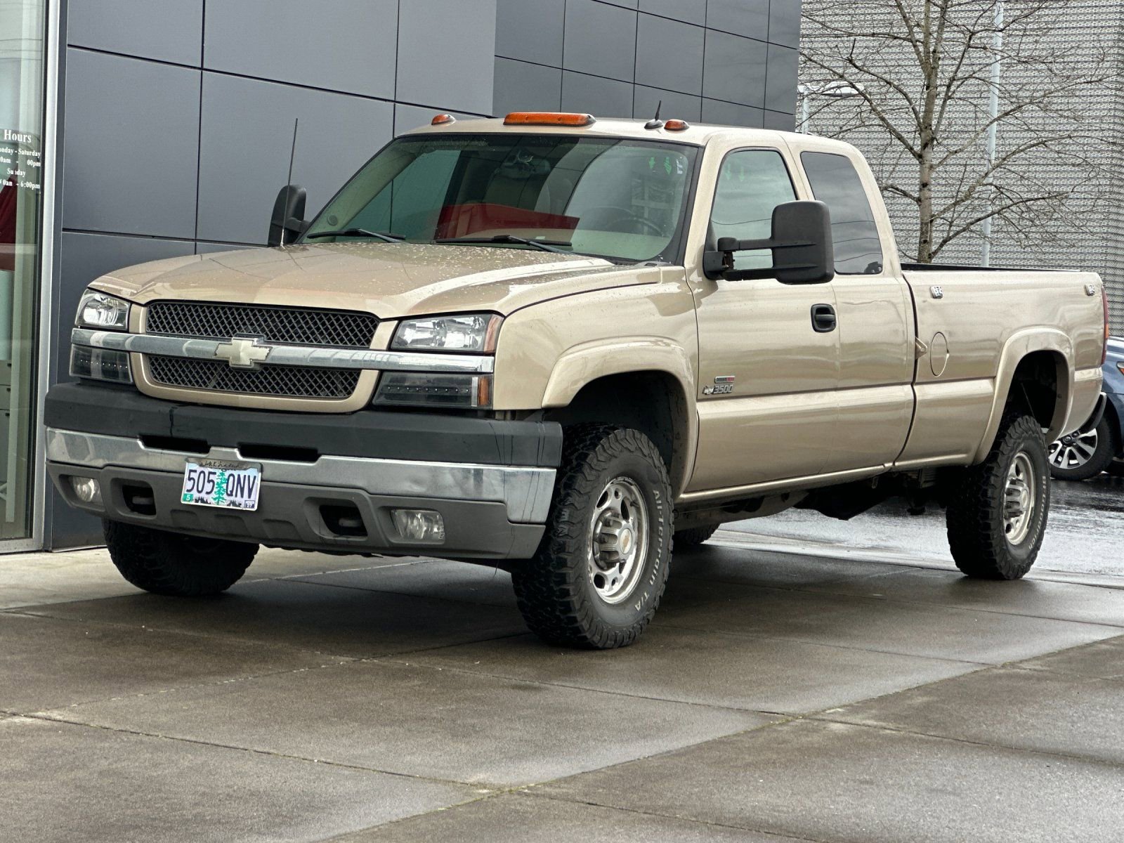 Used 2004 Chevrolet Silverado 3500 2WD Extended Cab w/ Heavy-Duty Power Package image 7