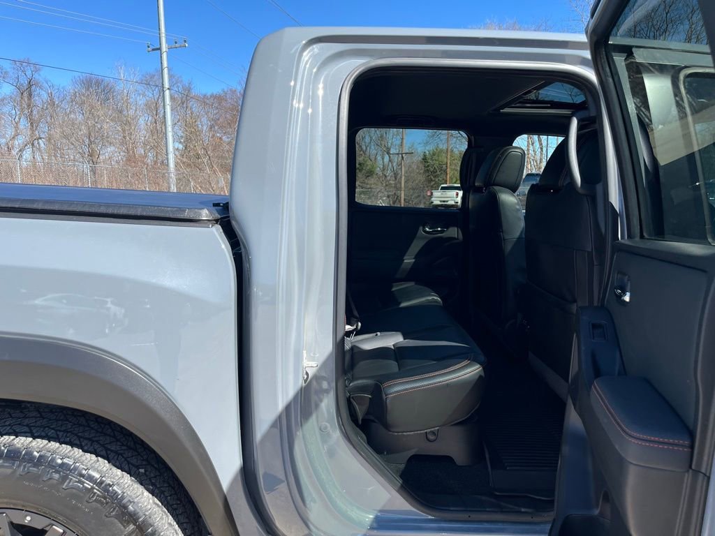 Used 2023 Nissan Frontier PRO-4X w/ Pro-4X Premium Package image 31