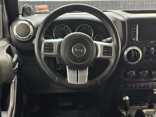Used 2014 Jeep Wrangler Unlimited Sport image 7