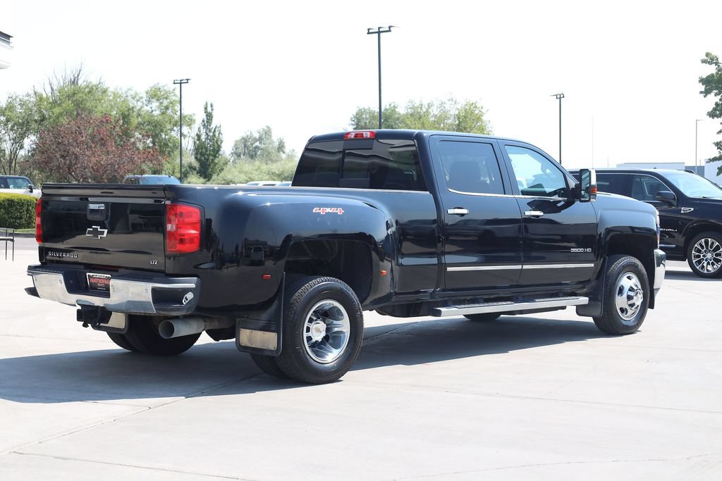 Used 2015 Chevrolet Silverado 3500 LTZ AWD/4WD image 6