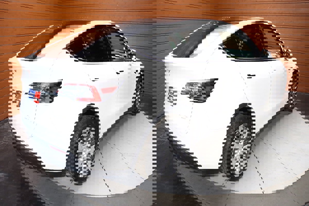 Used 2023 Tesla Model Y Long Range image 15