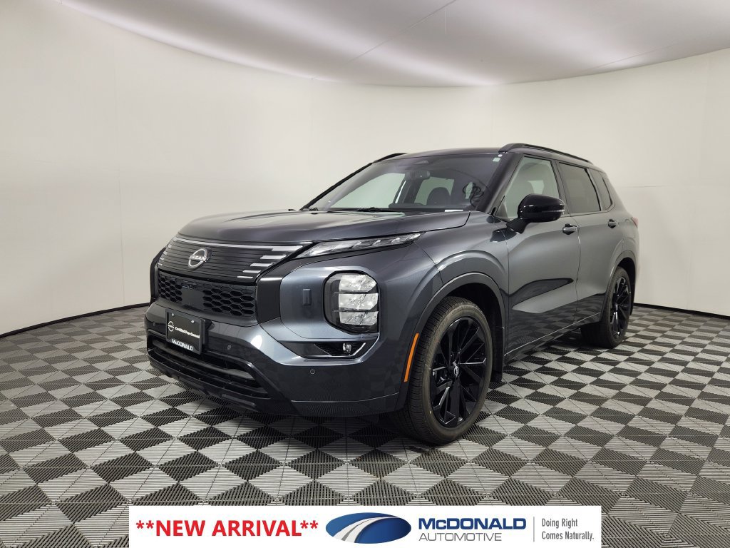Used 2026 Nissan Rogue Platinum w/ Family Package AWD/4WD image 1