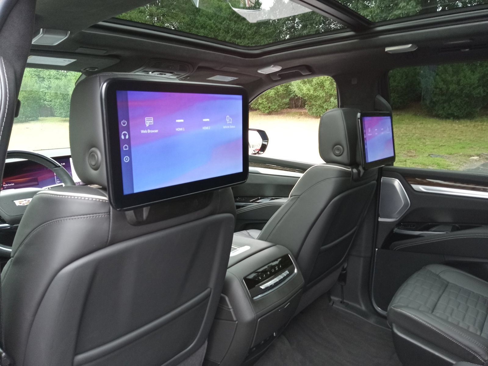 Certified 2026 Cadillac Escalade Platinum Sport AWD/4WD image 27