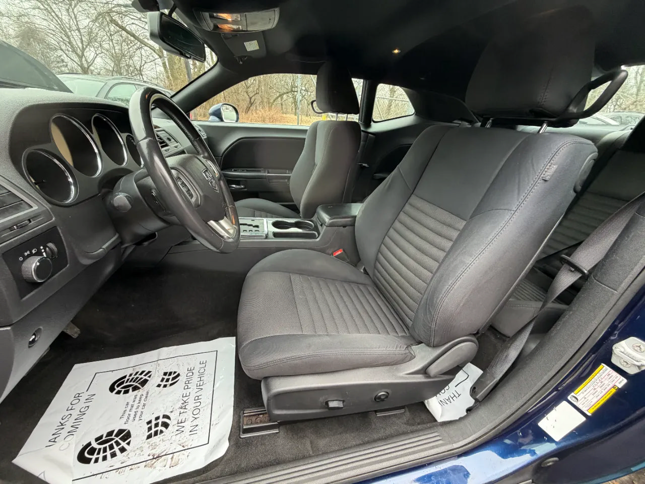 Used 2014 Dodge Challenger SXT RWD image 21