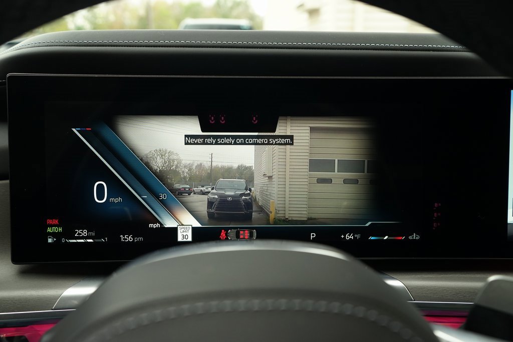 Used 2023 BMW 760i xDrive image 14