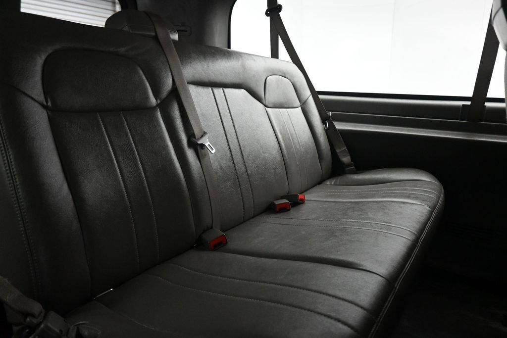 Used 2023 Chevrolet Express 3500 LS RWD image 29