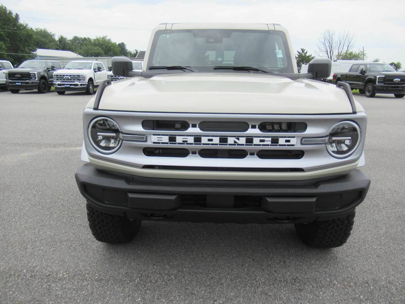 New 2026 Ford Bronco Big Bend AWD/4WD image 2