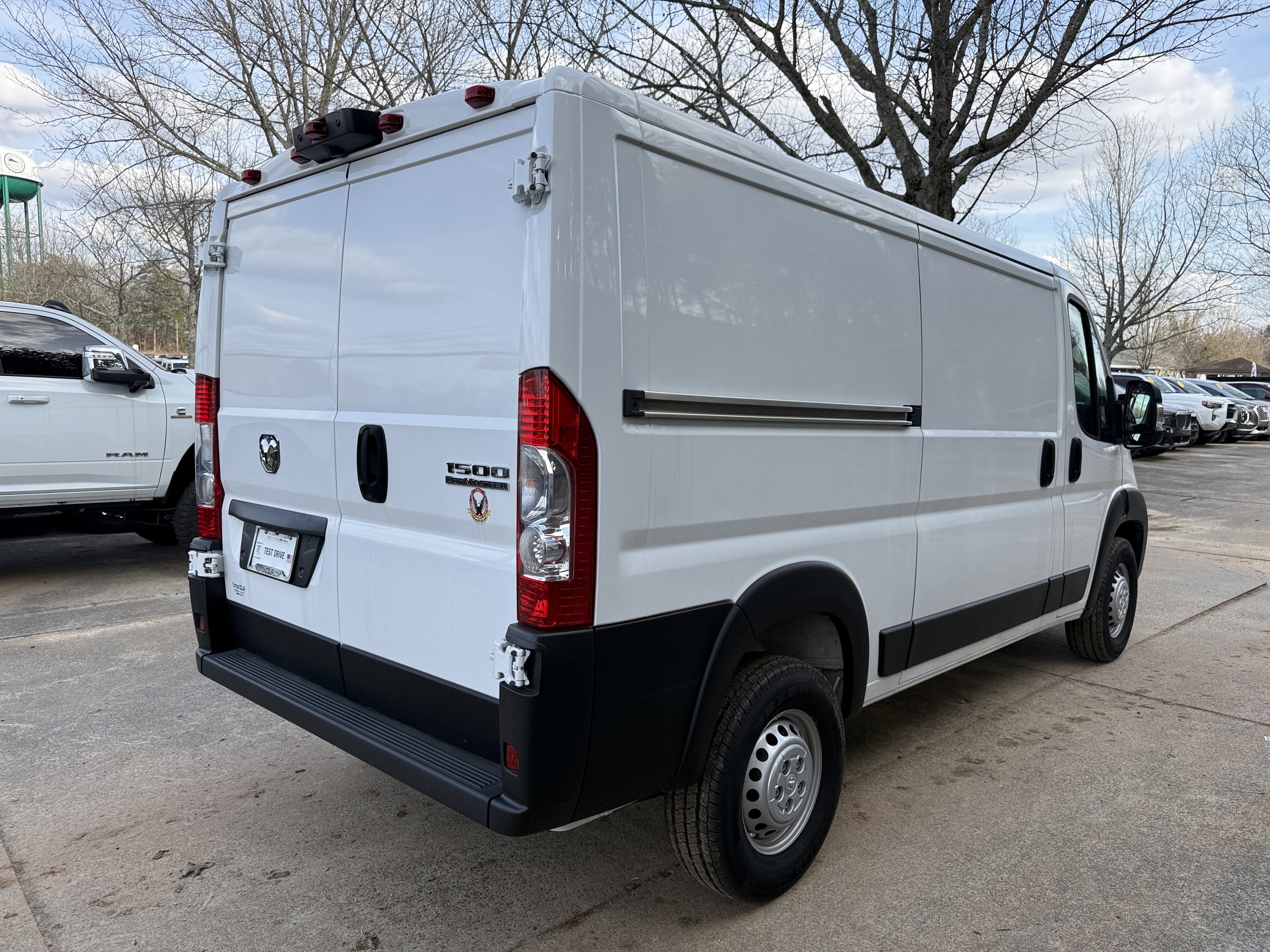 Used 2024 RAM ProMaster 1500 w/ Convenience Group image 7